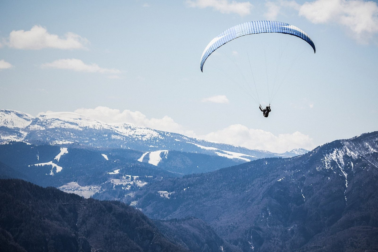 Paragliding